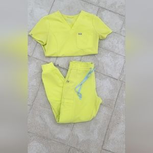 Womens Fig Scrub Set